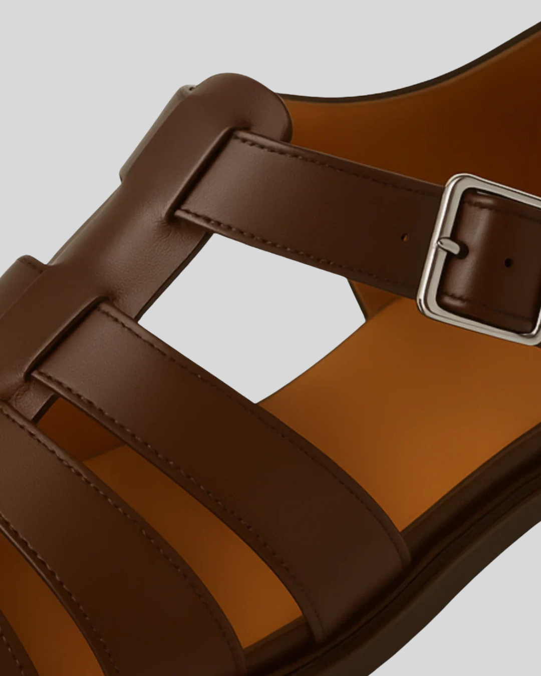 Tommy | Lukket tå sandal med strop